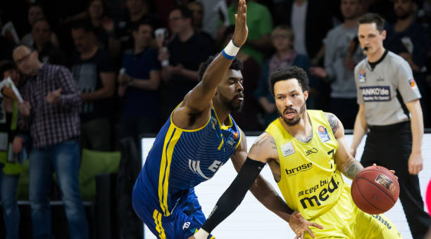 的元标题与 的元标题与