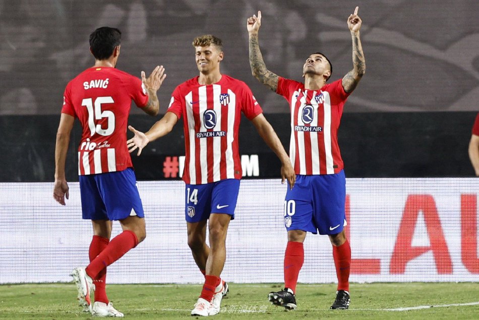 面的表现 面的表现